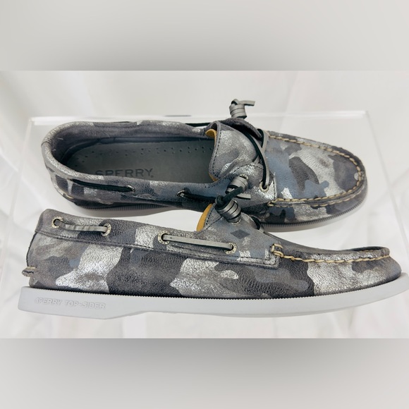 Sperry Women's Authentic Original Vida Boat Shoe Metallic Grey Camo 9M NWOT - Picture 4 of 8